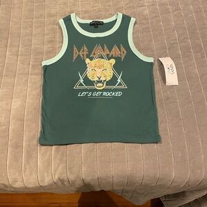 NWT Def Leppard Graphic Tank Top - green Size L